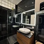 Stylish Modern Near Train Station * Niza